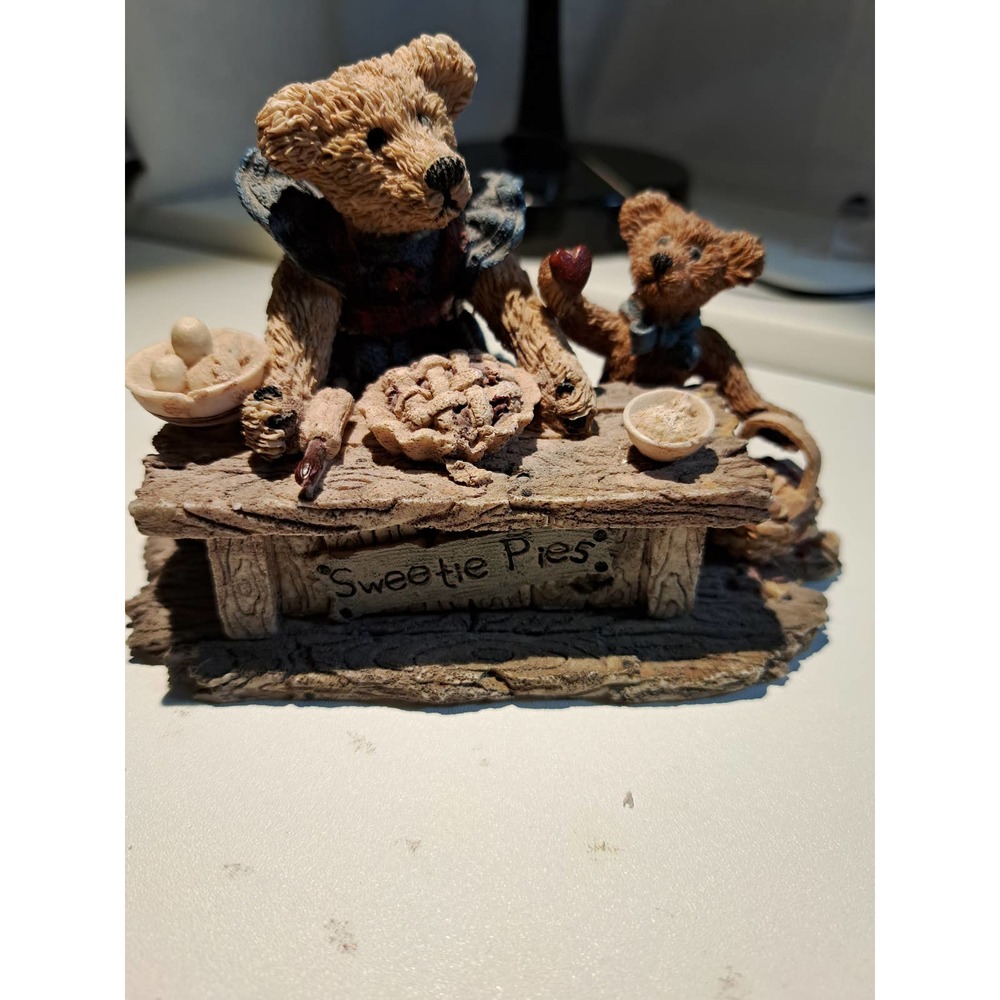 Boyds Bears: Justina & M. Harrison - Sweetie Pie - Style #2015